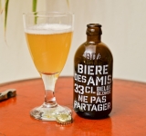 ビエール・デ・ザミ　Bière Des Amis　自然派の癒し系ビール