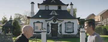 醜いベルギーの家　新作の表紙を飾る家が日本の城っぽい