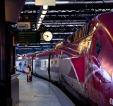 ブリュッセル地域政府の新首相ディリエスが治安対策のためミディ駅を視察