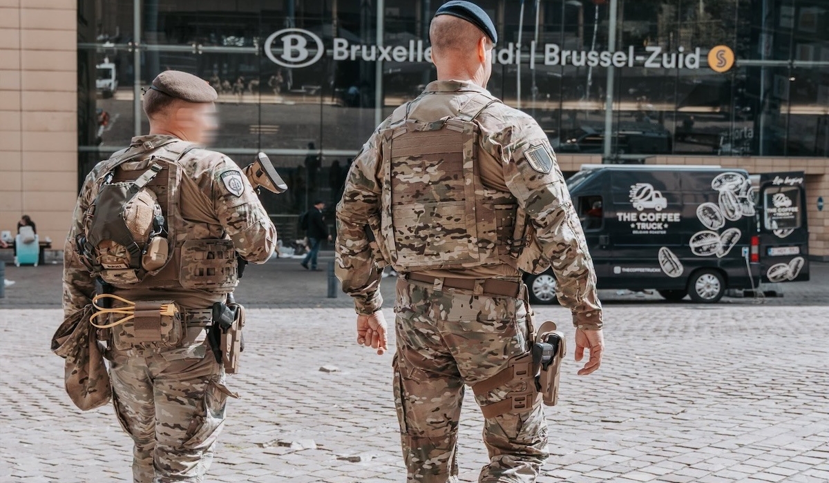 ブリュッセルの駅、軍人配備を延長へ