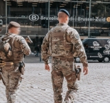 ブリュッセルの駅、軍人配備を延長へ