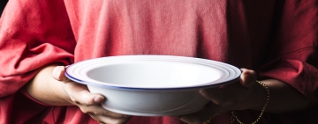 慈善団体が貧困層の食料不足を訴える